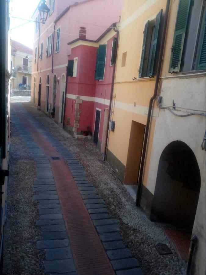 B&B Le Calegare Diano Castello Exterior foto